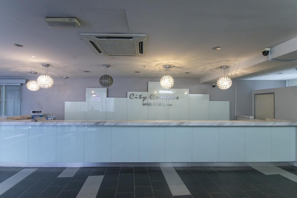 City Campus Lodge And Hotel Куала Лумпур Екстериор снимка
