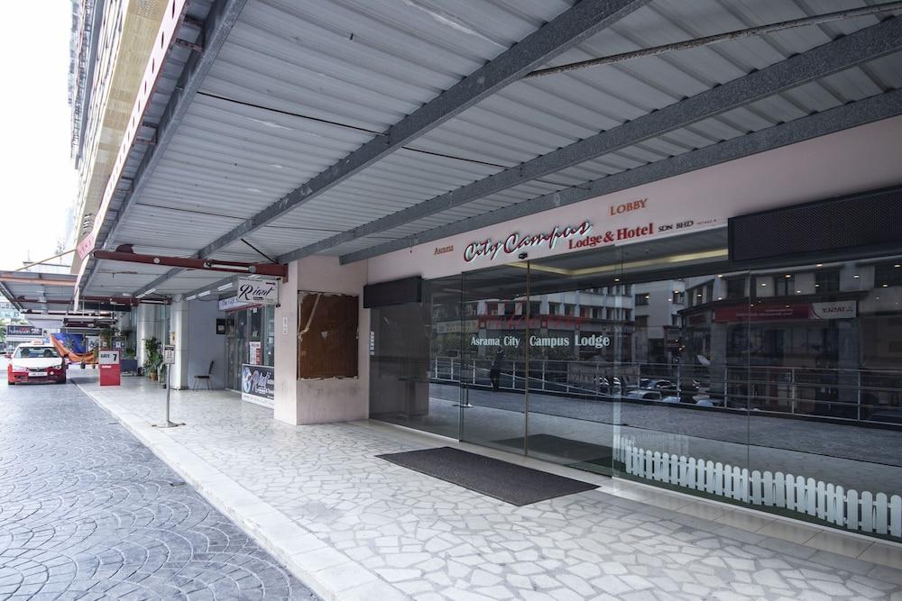 City Campus Lodge And Hotel Куала Лумпур Екстериор снимка